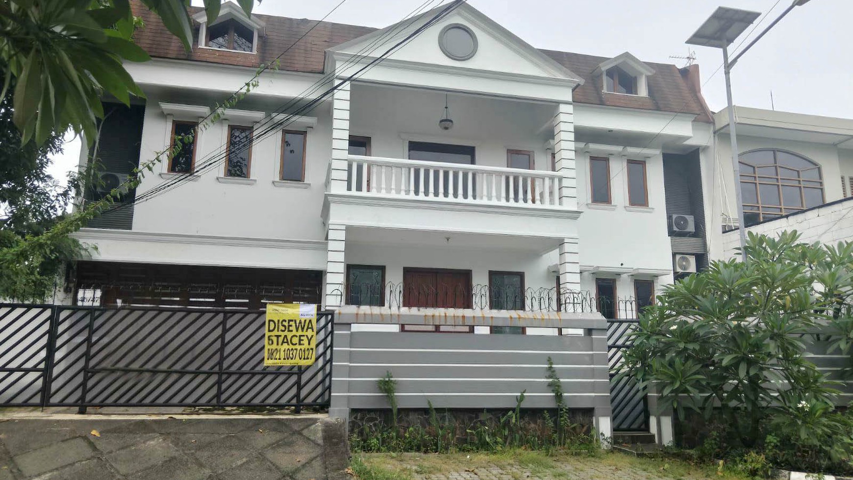 Rumah Hitung Tanah Area Cipete