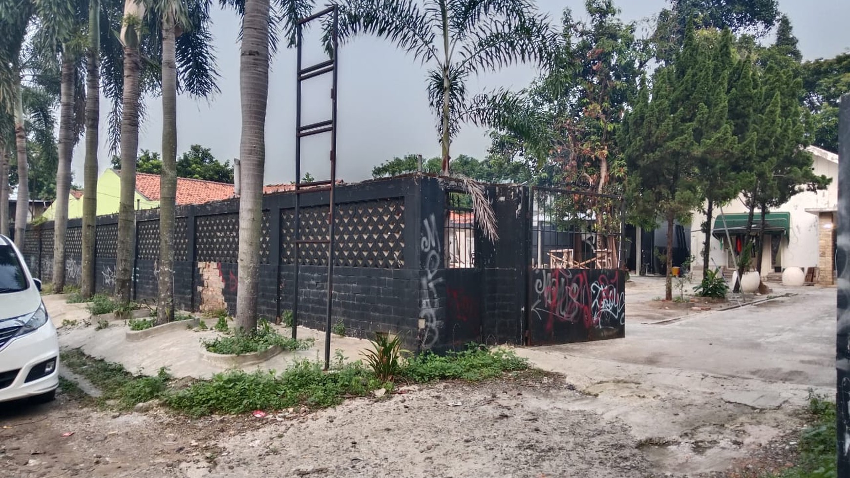 Rumah Hitung Tanah Area Cipete