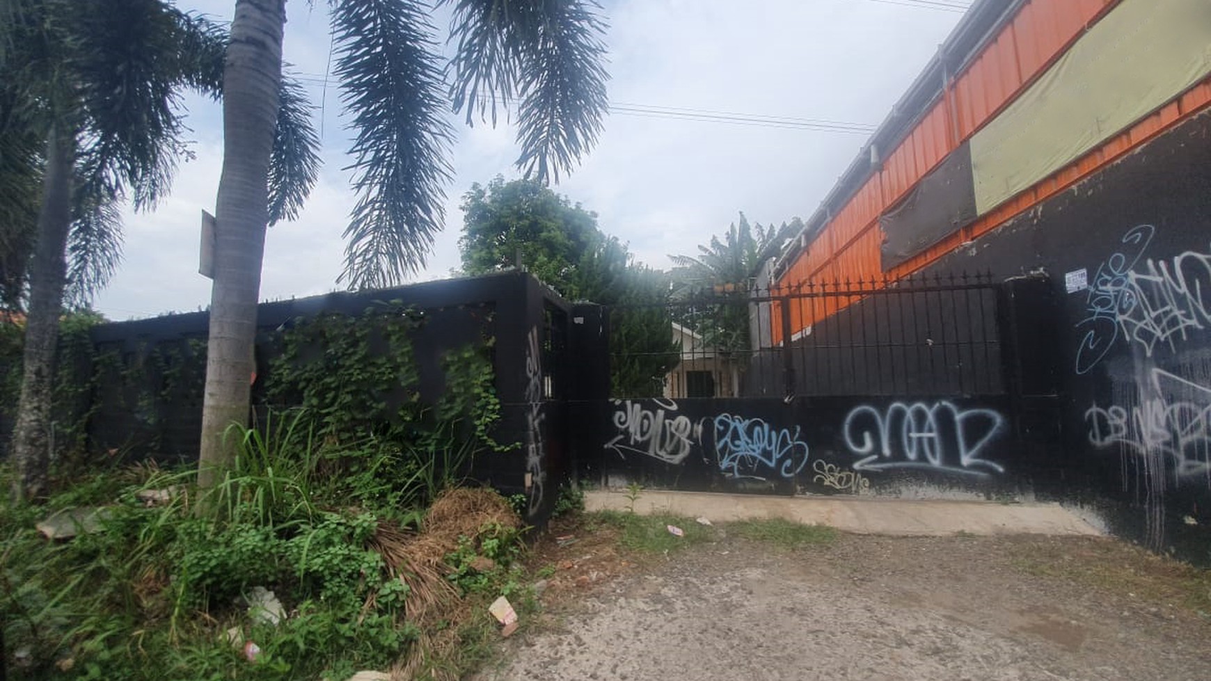 Rumah Hitung Tanah Area Cipete