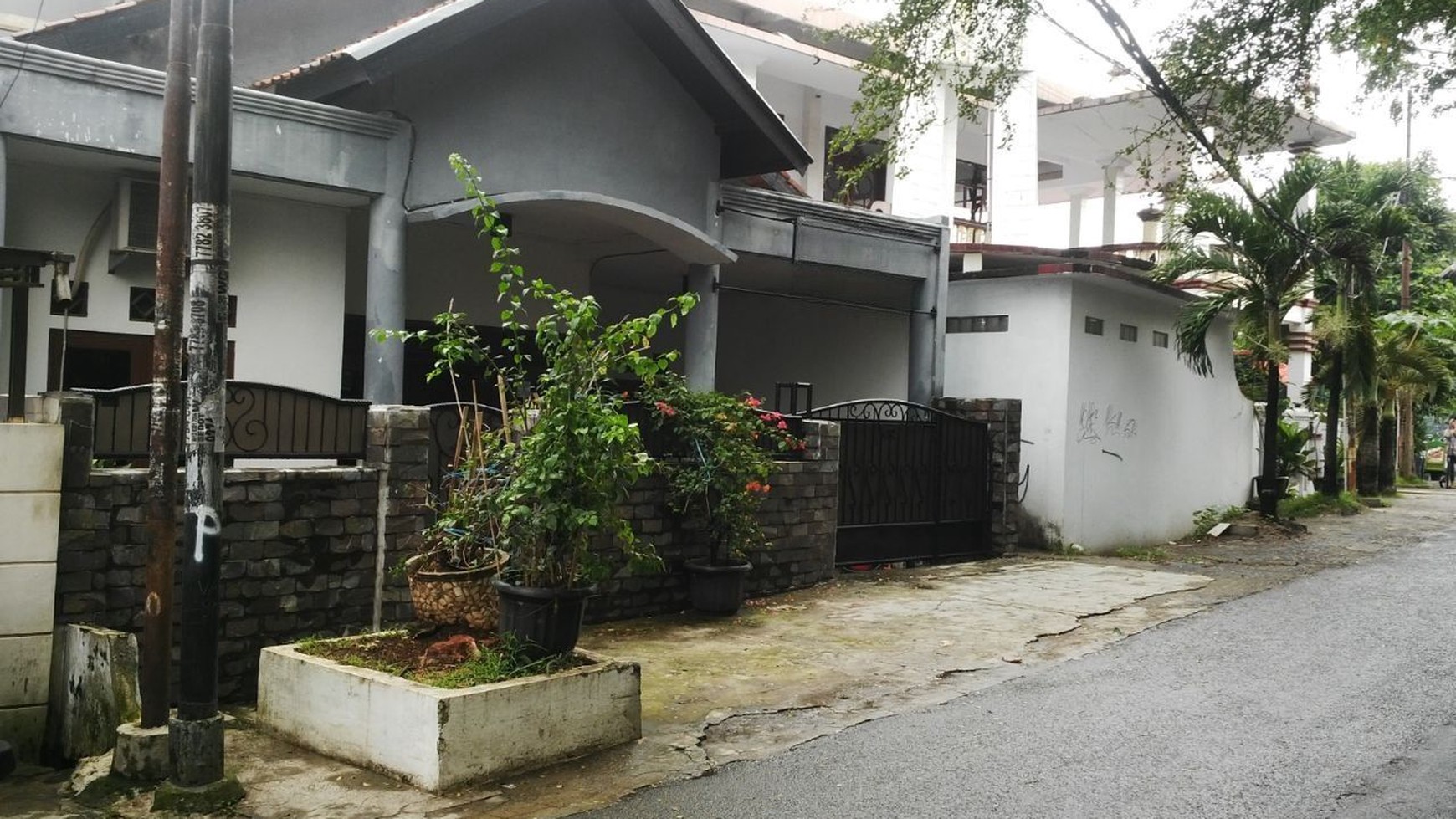 Rumah Hitung Tanah Area Cipete