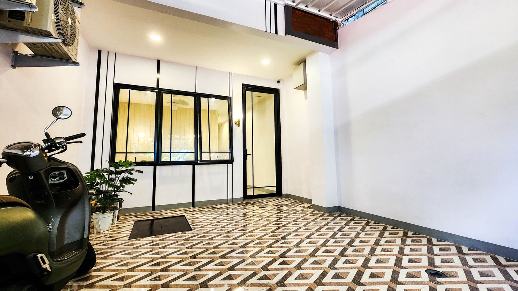 Rumah Hitung Tanah Area Cipete