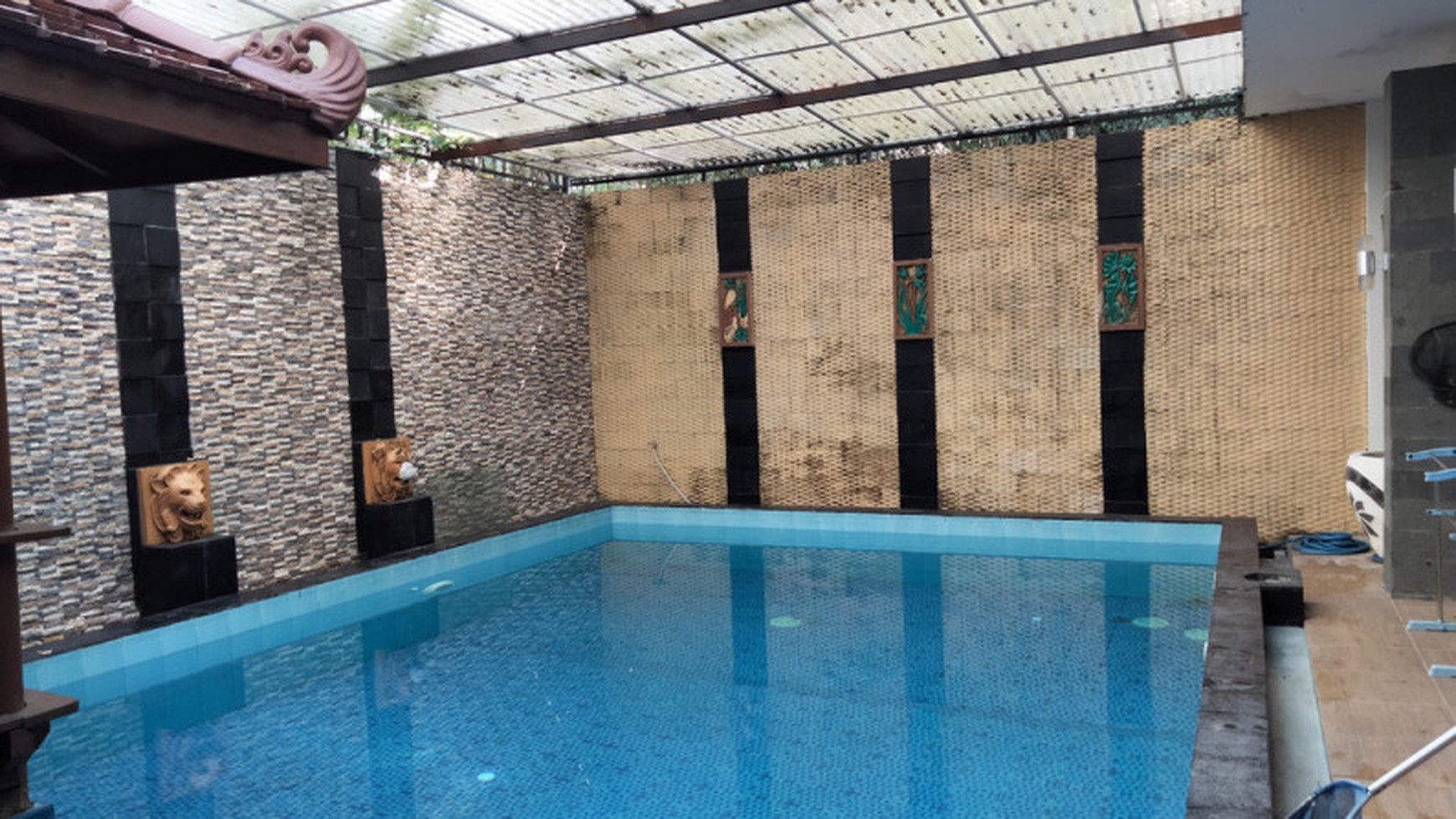 Rumah Hitung Tanah Area Cipete