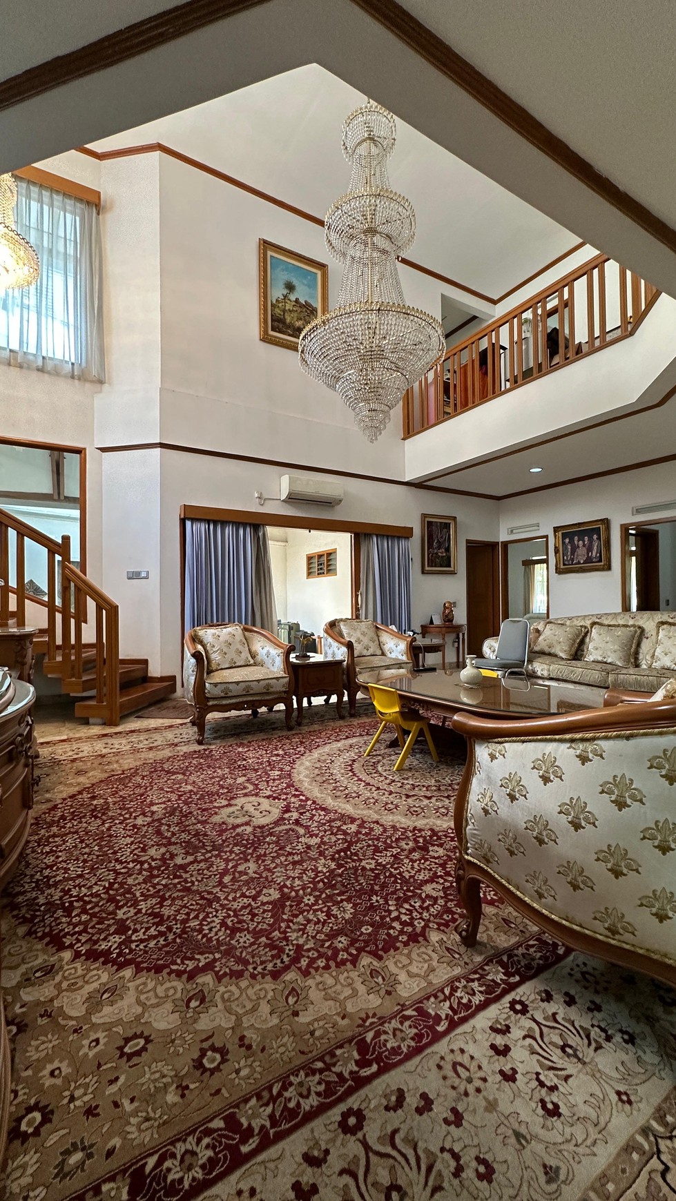 Rumah Hitung Tanah Area Cipete