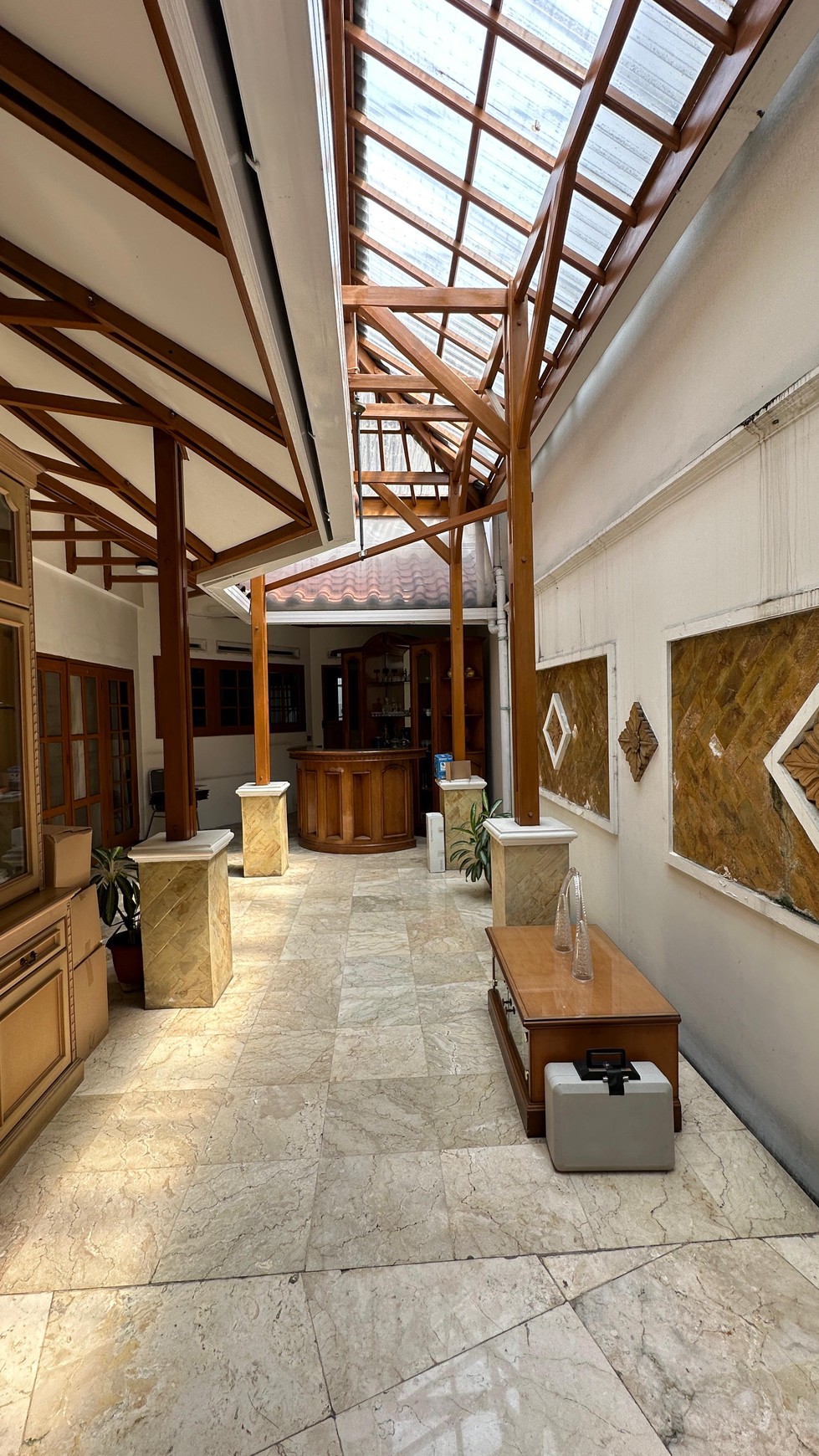 Rumah Hitung Tanah Area Cipete