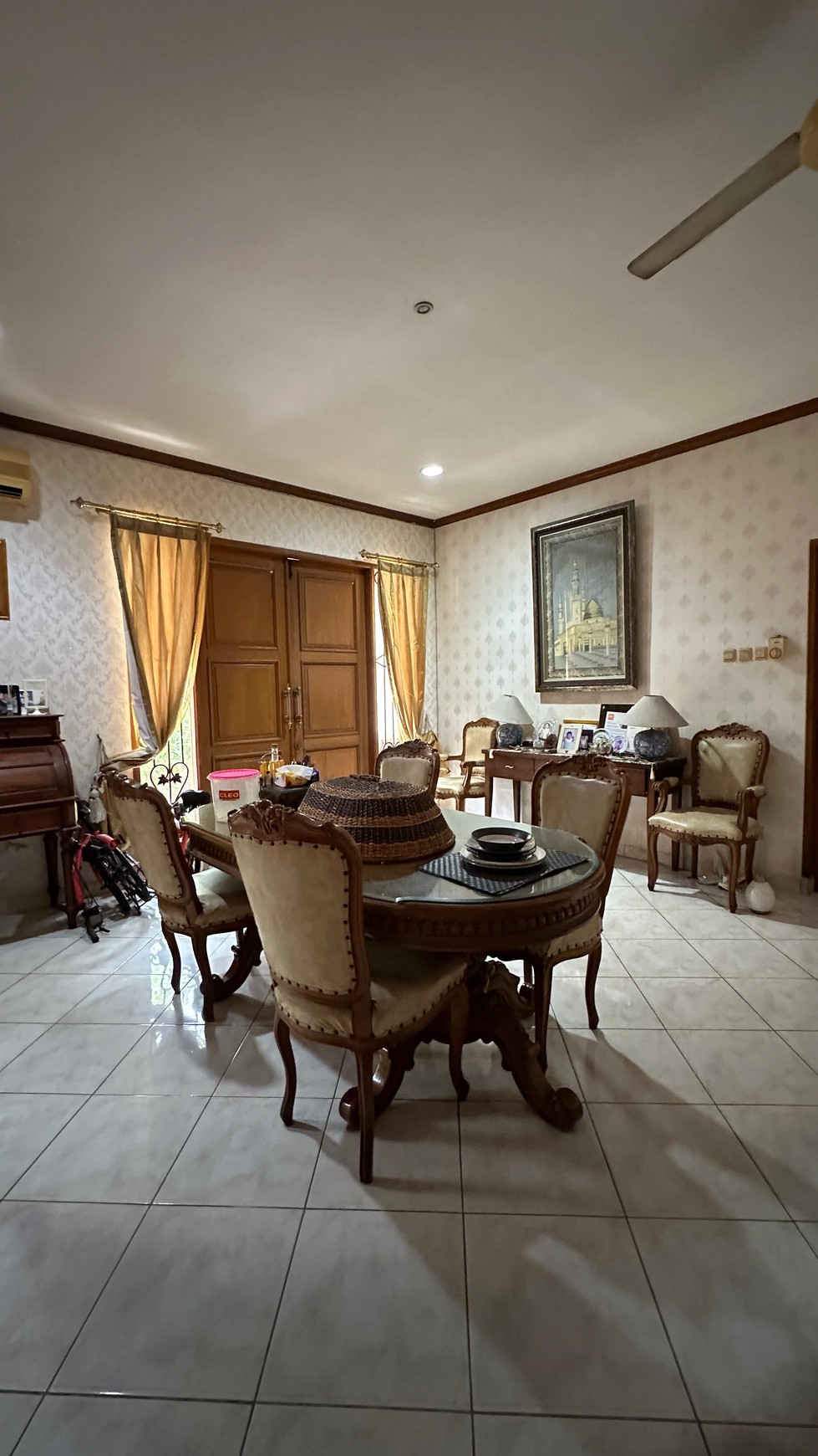 Rumah Hitung Tanah Area Cipete