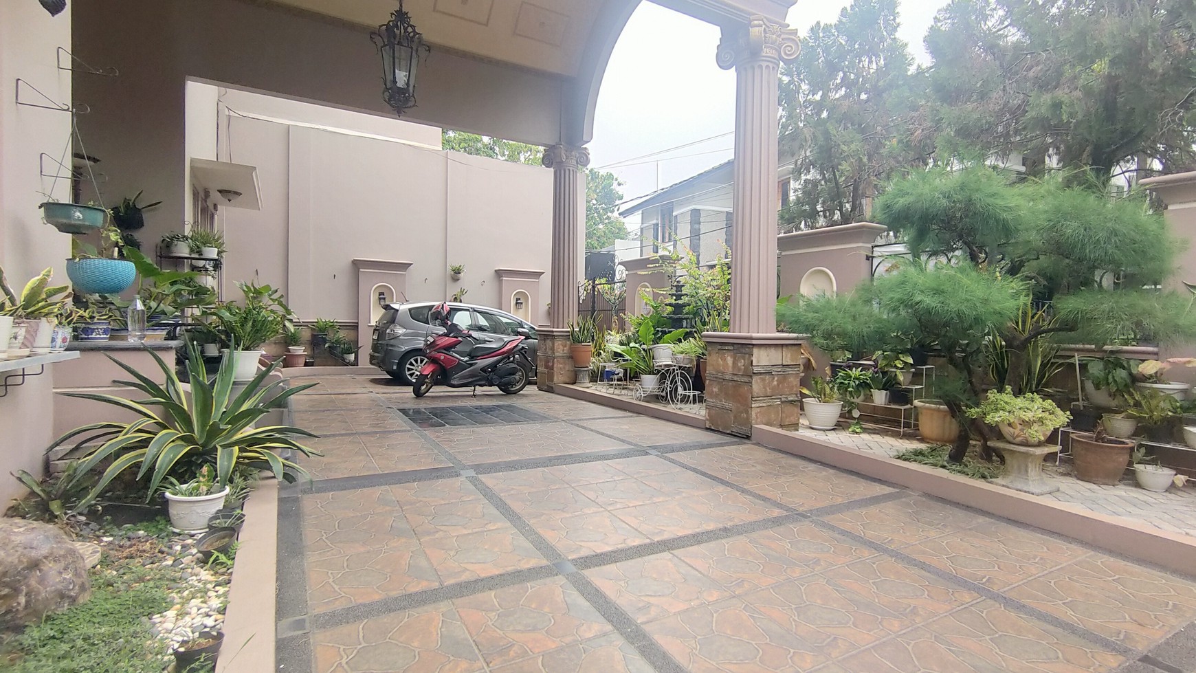 Rumah Hitung Tanah Area Cipete