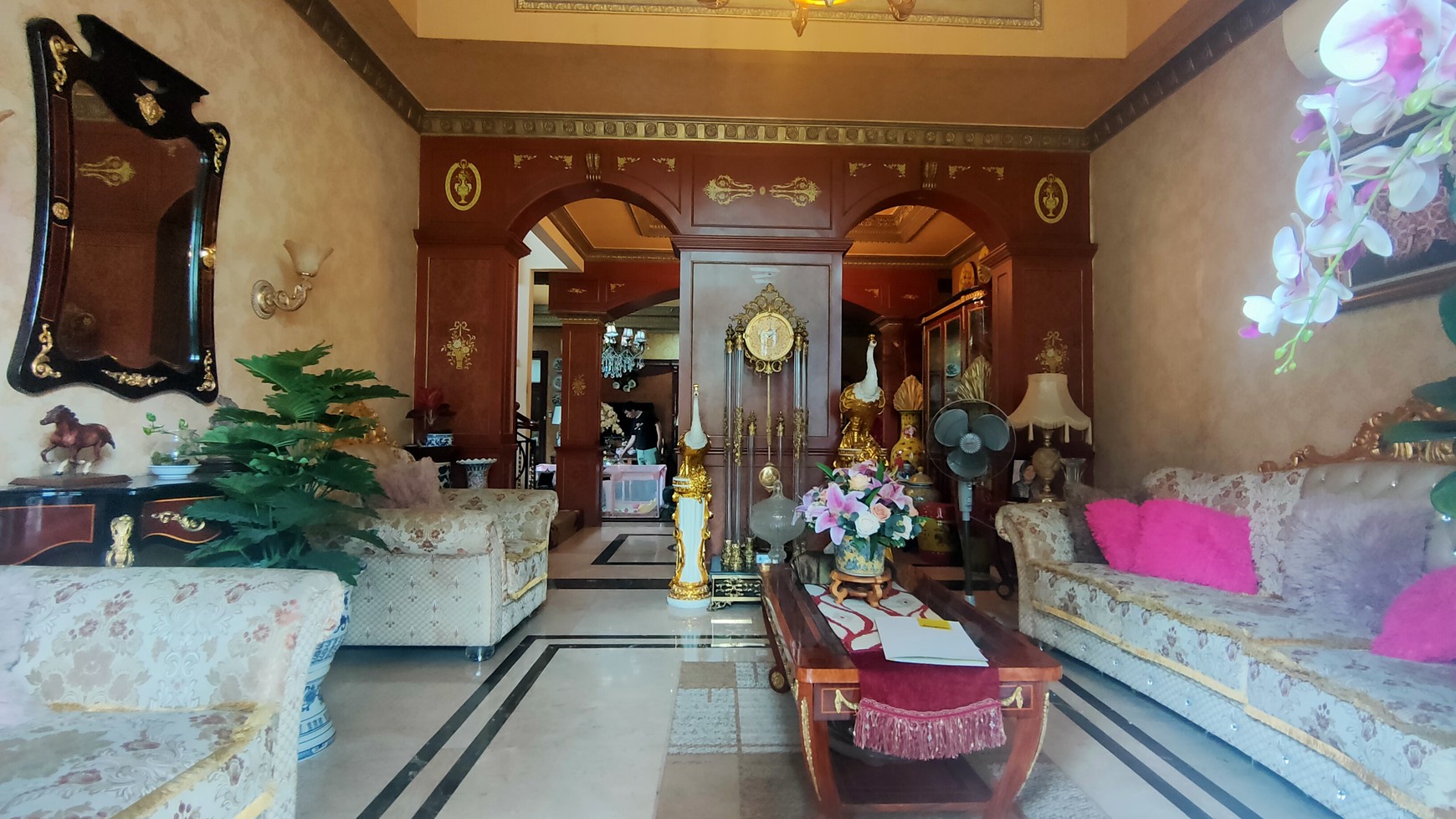 Rumah Hitung Tanah Area Cipete