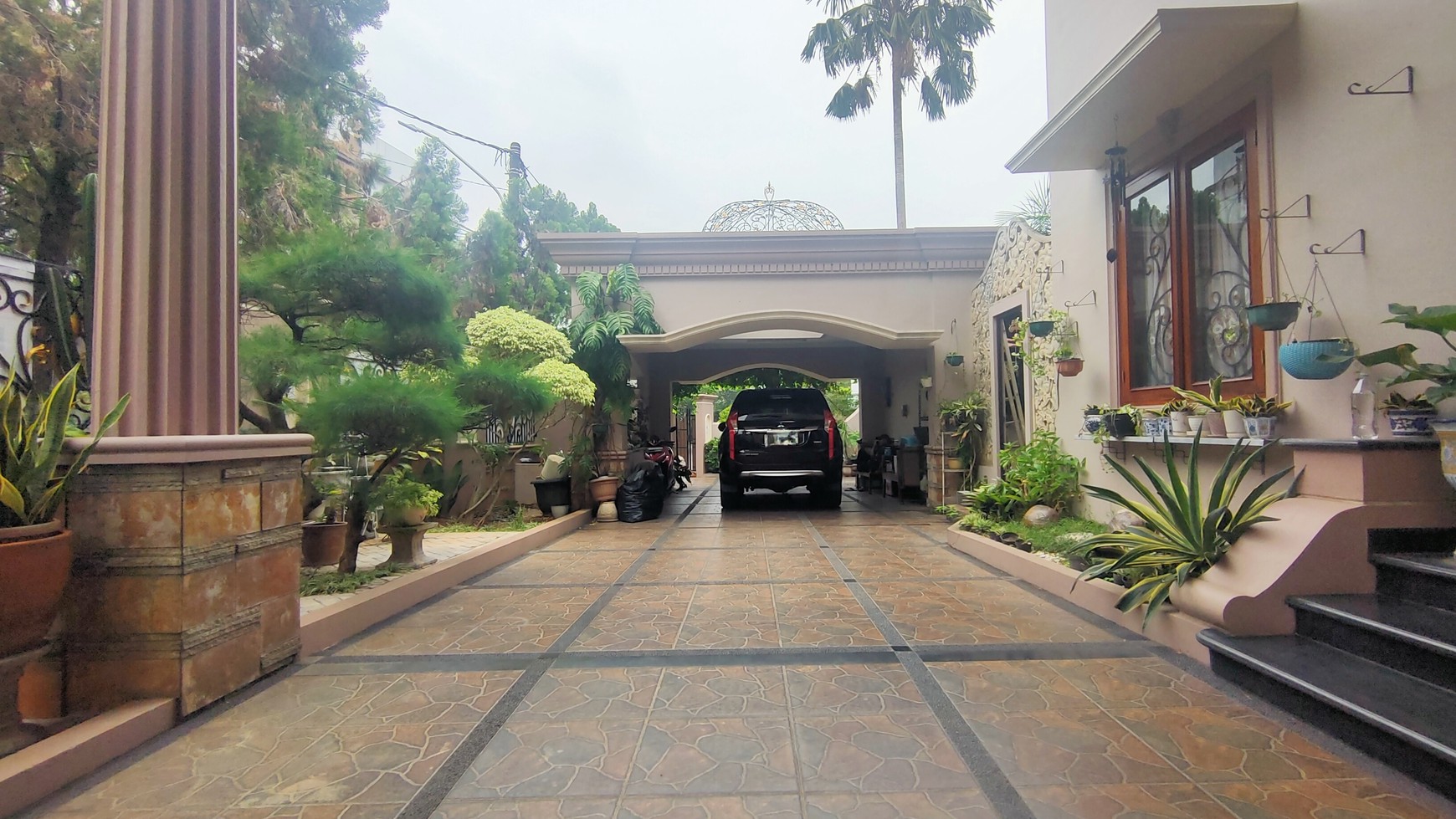 Rumah Hitung Tanah Area Cipete