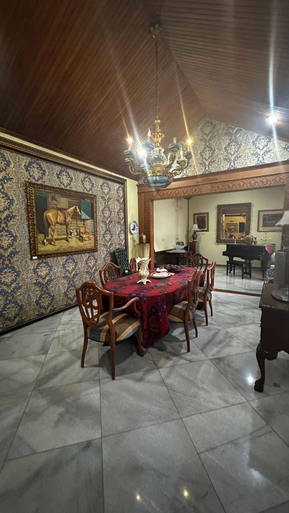 Rumah Hitung Tanah Area Cipete