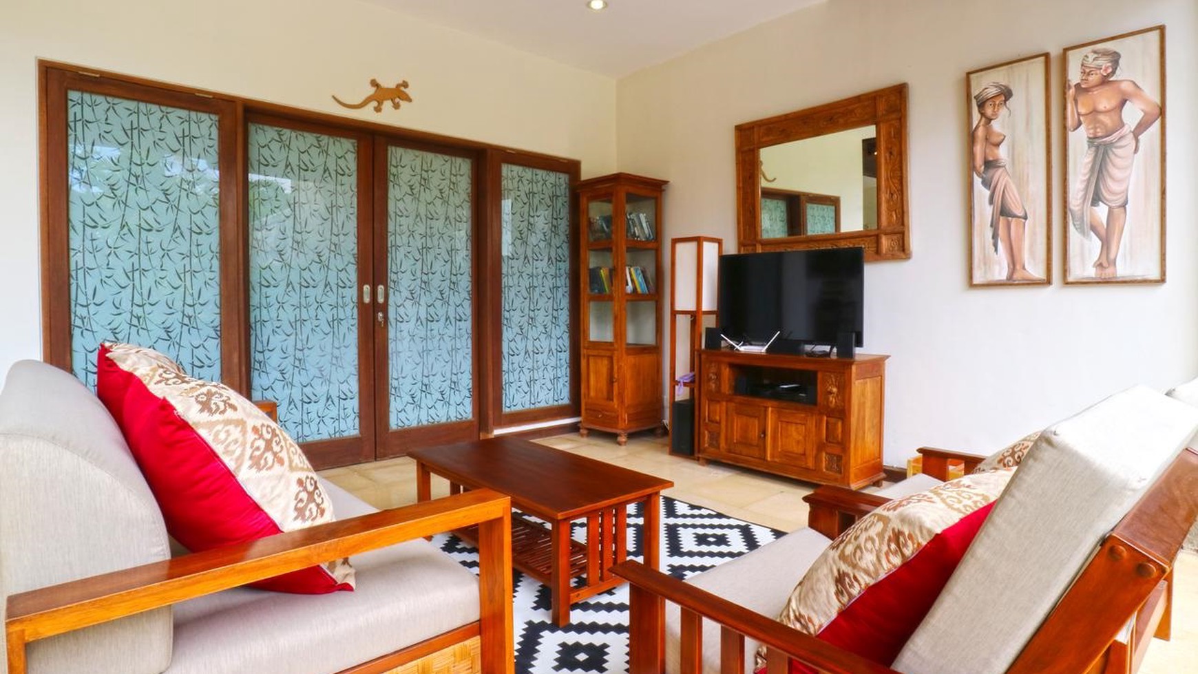 Freehold Villa Close To Canggu And Seminyak Walking Distance To The Beach Bali