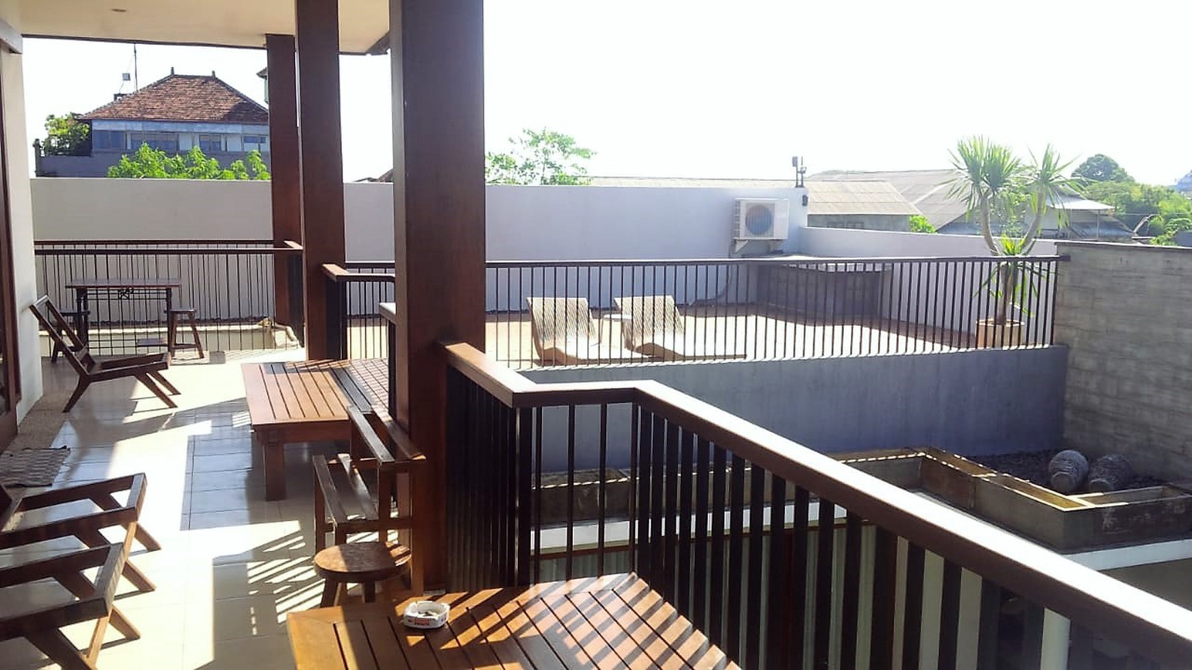 5 Bedrooms Villa Freehold in Kerobokan with surrounding Rice fields view Bali