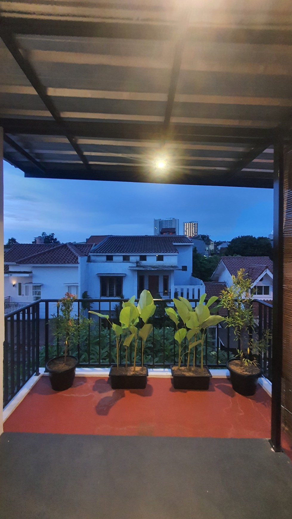 Rumah Hoek dan Murah di Cluster Puri Bintaro