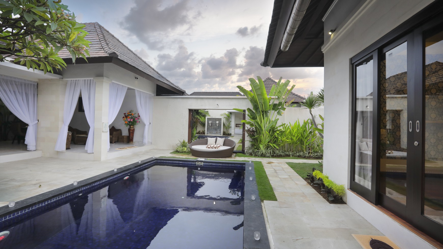 For Lease Beautiful Villa Seminyak Bali Good ROI