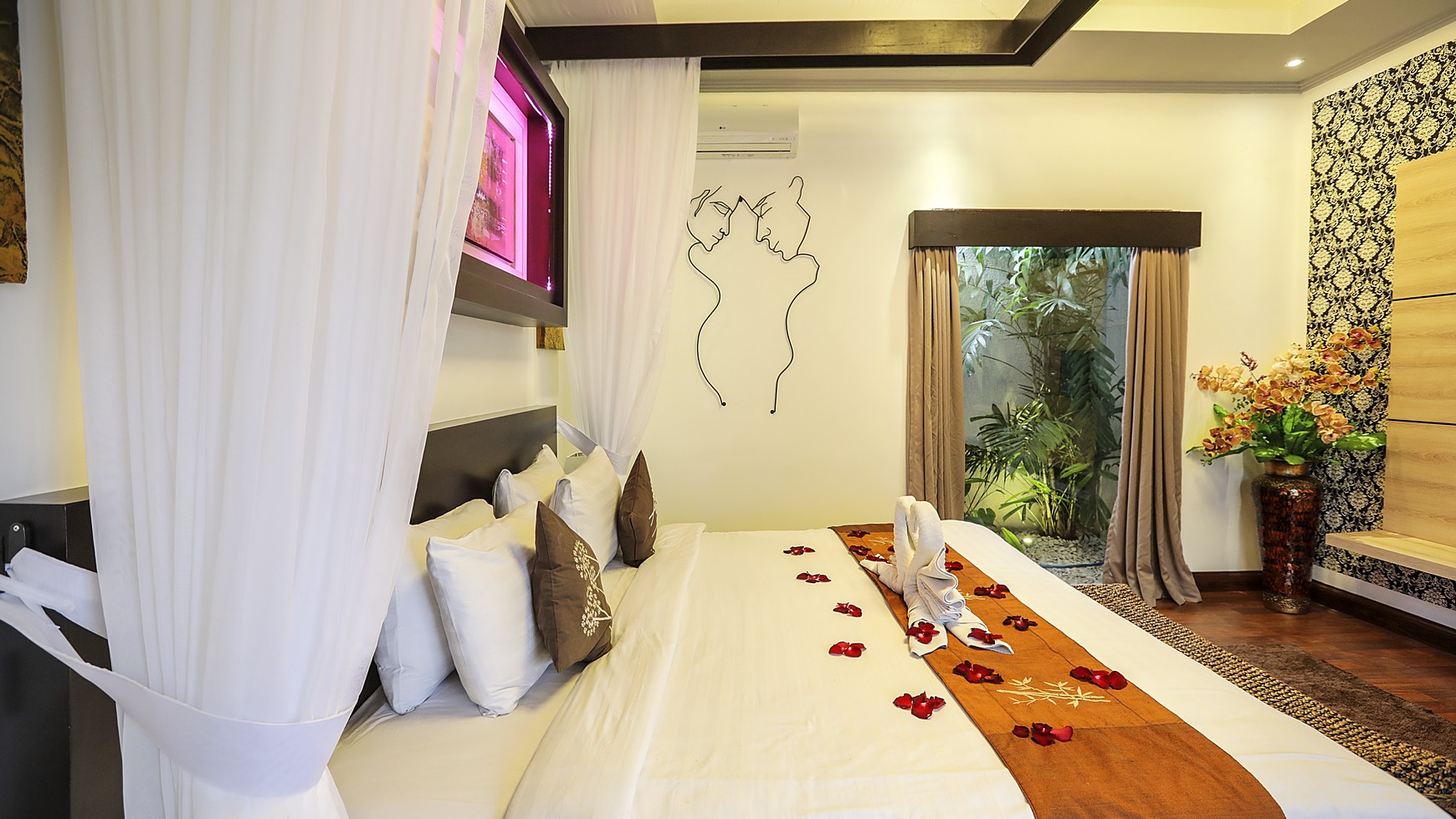 For Lease Beautiful Villa Seminyak Bali Good ROI