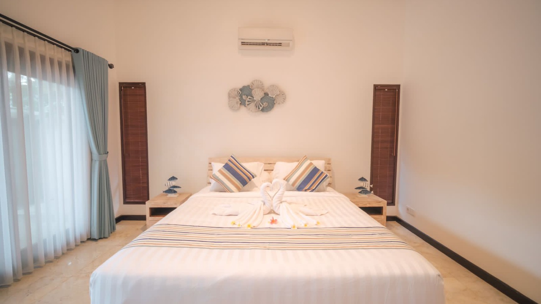 Large 3 Bedrooms Leasehold In Exclusive Beachside Gated Community Keramas Bali