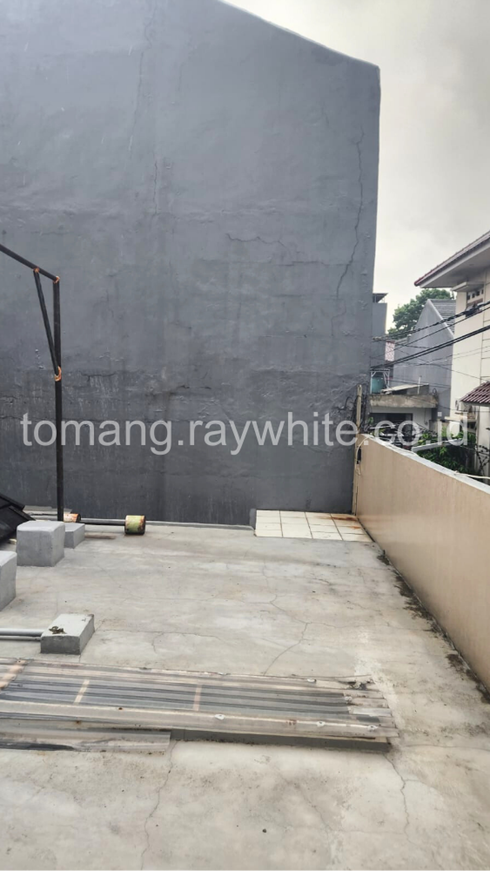 Rumah Dijual di Pasar Rebo