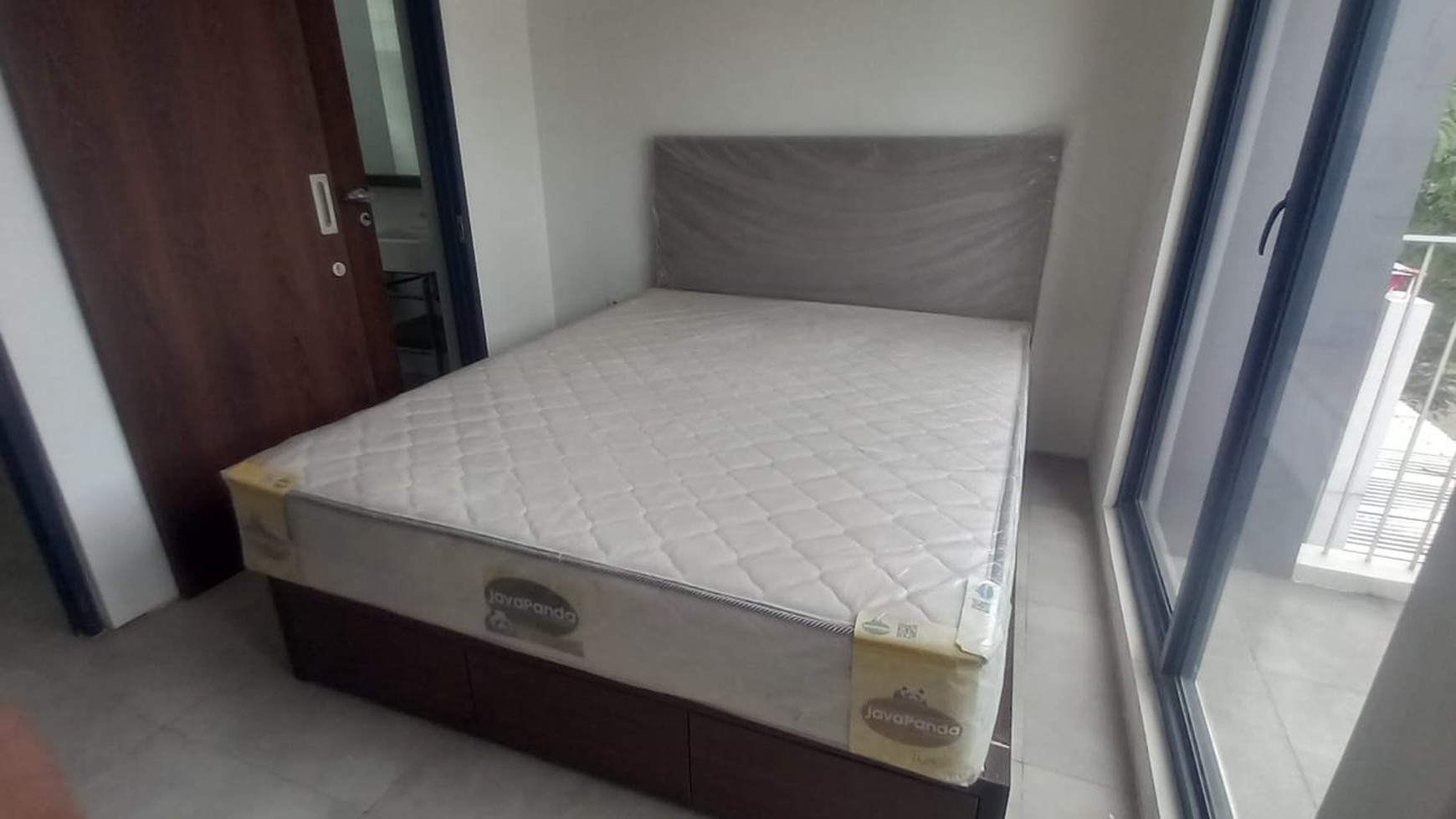 DIJUAL RUMAH FULL FURNISH DI FREJA SUITE BSD