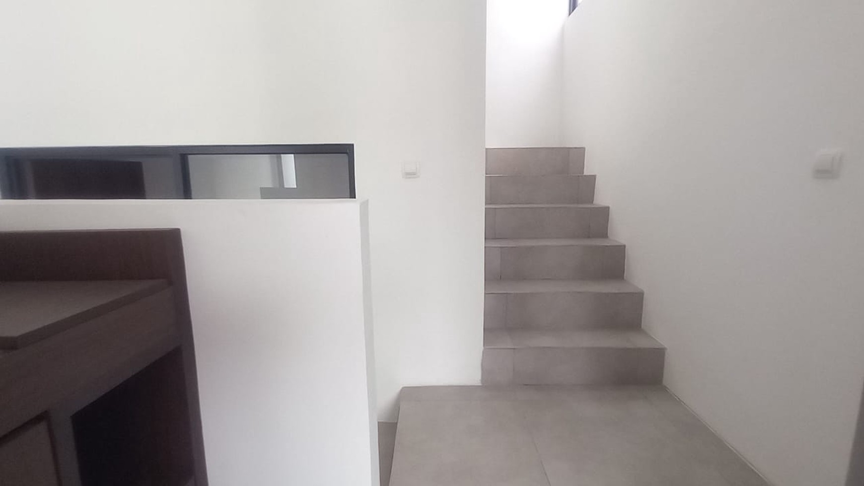 DIJUAL RUMAH FULL FURNISH DI FREJA SUITE BSD