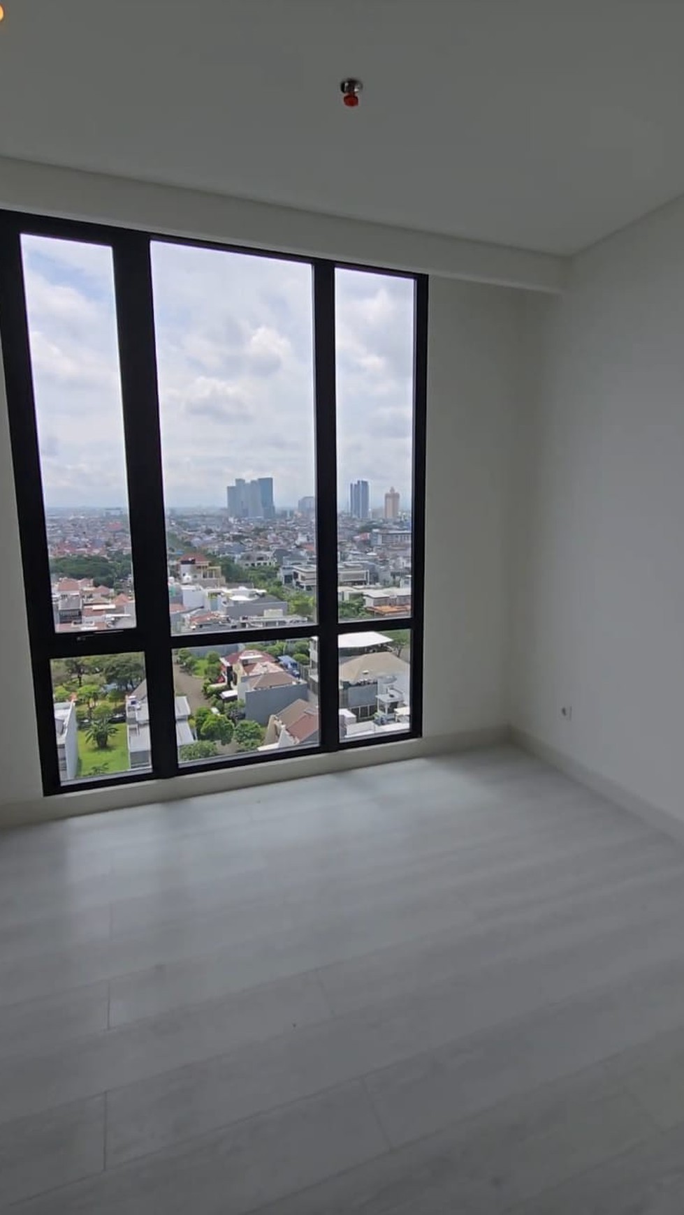 Dijual Apartemen Aerium Mewah di Puri Kembangan