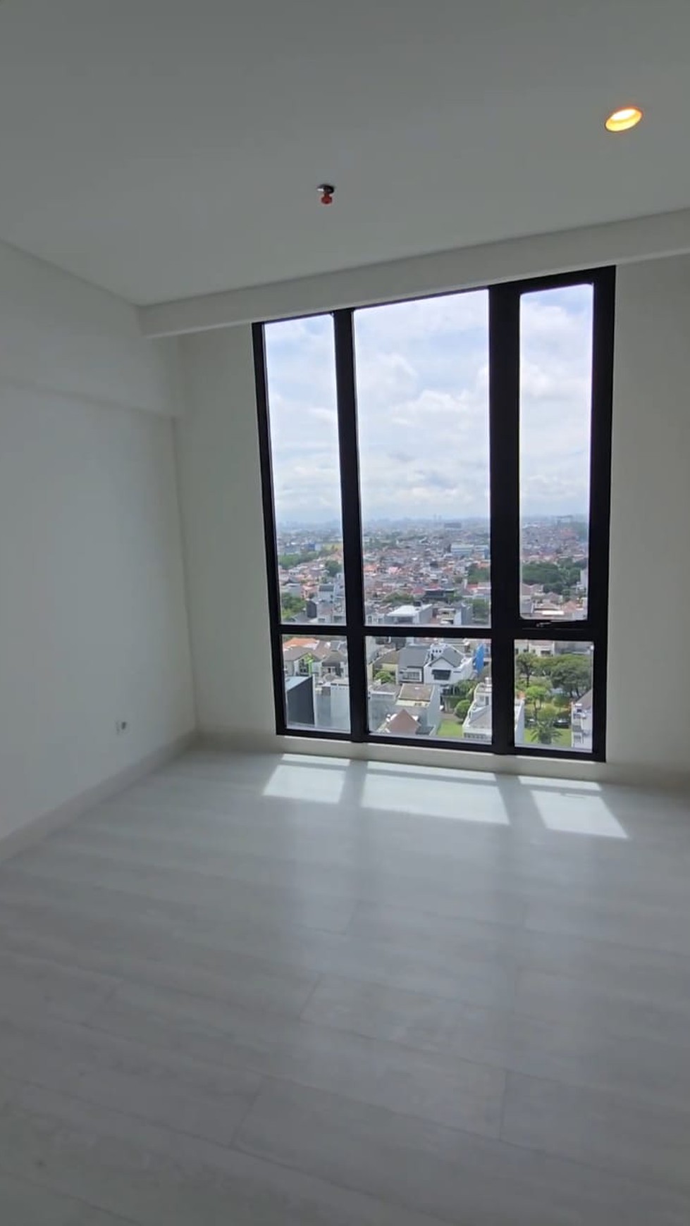 Dijual Apartemen Aerium Mewah di Puri Kembangan