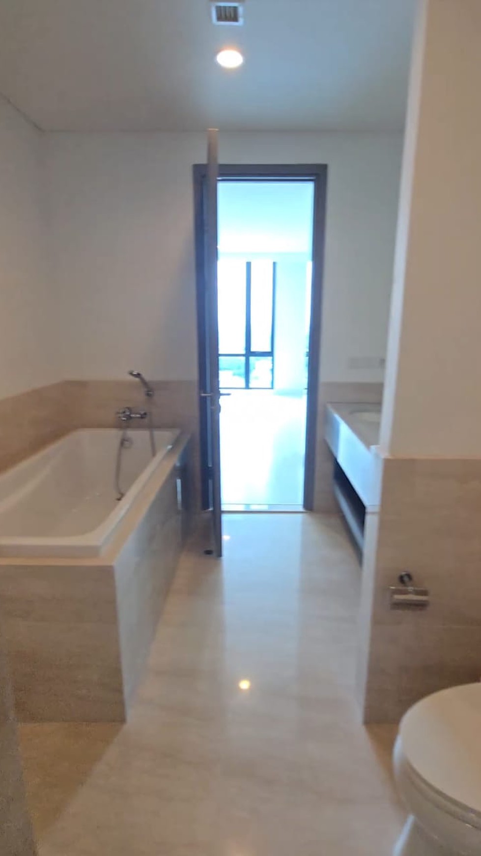 Dijual Apartemen Aerium Mewah di Puri Kembangan