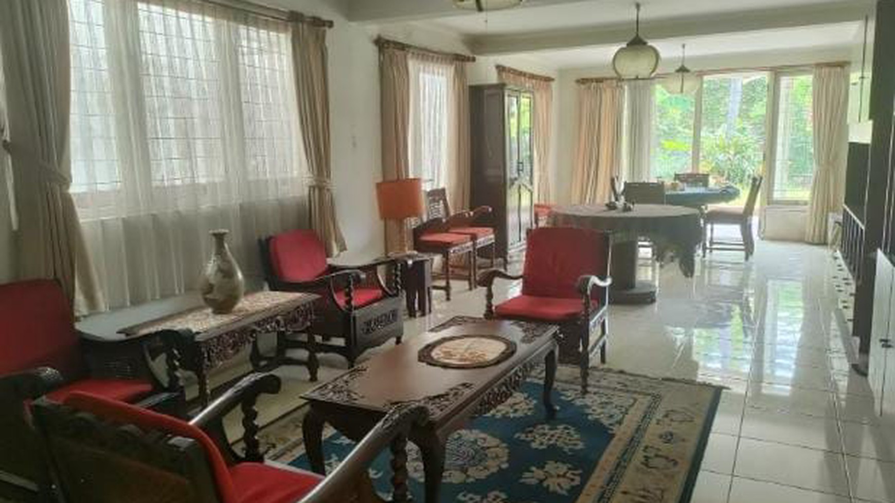 Kimangunsarkoro Menteng, 700 m2, Kotak, terawat, hadap selatan, lokasi tenang, Turun harga!