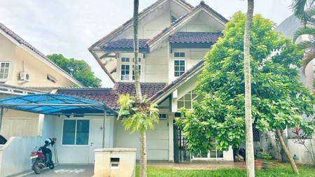 Dijual Rumah Asri Strategis LT/LB 300/160 m2 di Taman Bromo, Lippo Karawaci.