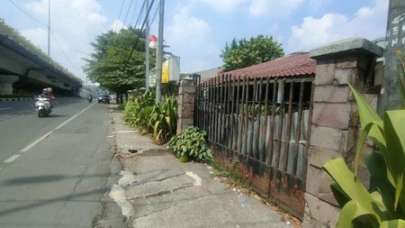 Turun harga hitung tanah Matraman Raya, hoek,strategis 1700, 30 M,harga di bawah NJOP