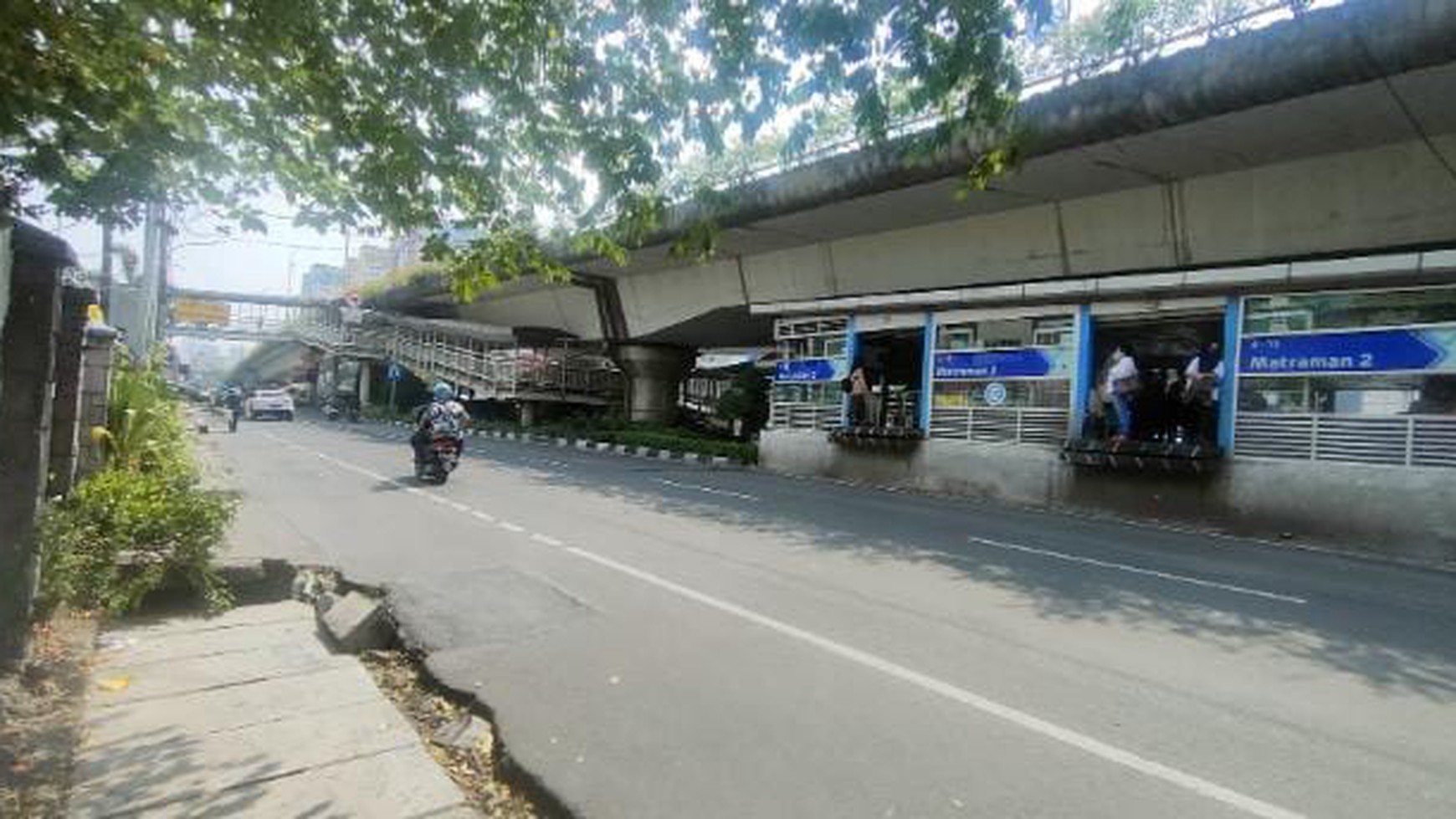 Turun harga hitung tanah Matraman Raya, hoek,strategis 1700, 30 M,harga di bawah NJOP