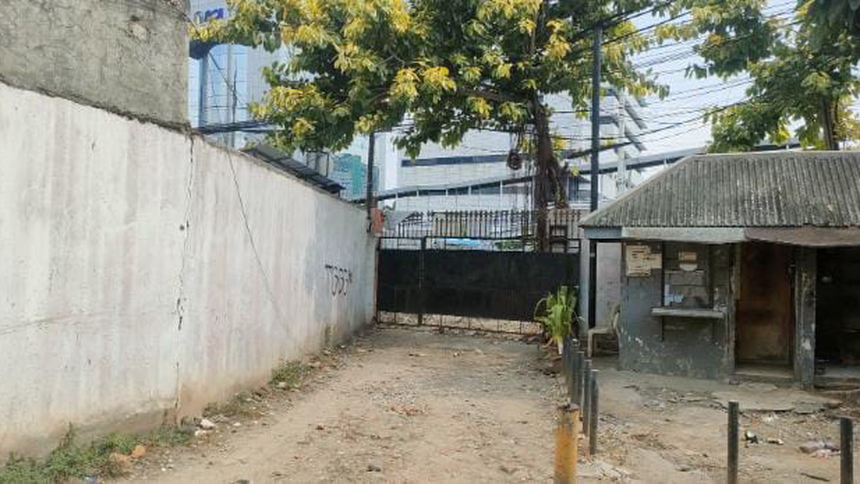 Turun harga hitung tanah Matraman Raya, hoek,strategis 1700, 30 M,harga di bawah NJOP