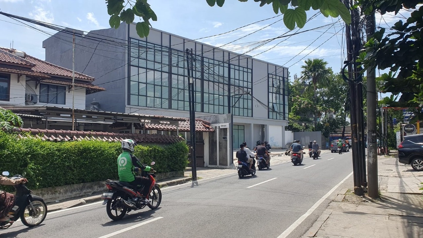 Satu Unit Ruko 3 Lantai di Terogong Raya Cilandak Jakarta Selatan. Jaminan Sewa 5 Tahun.