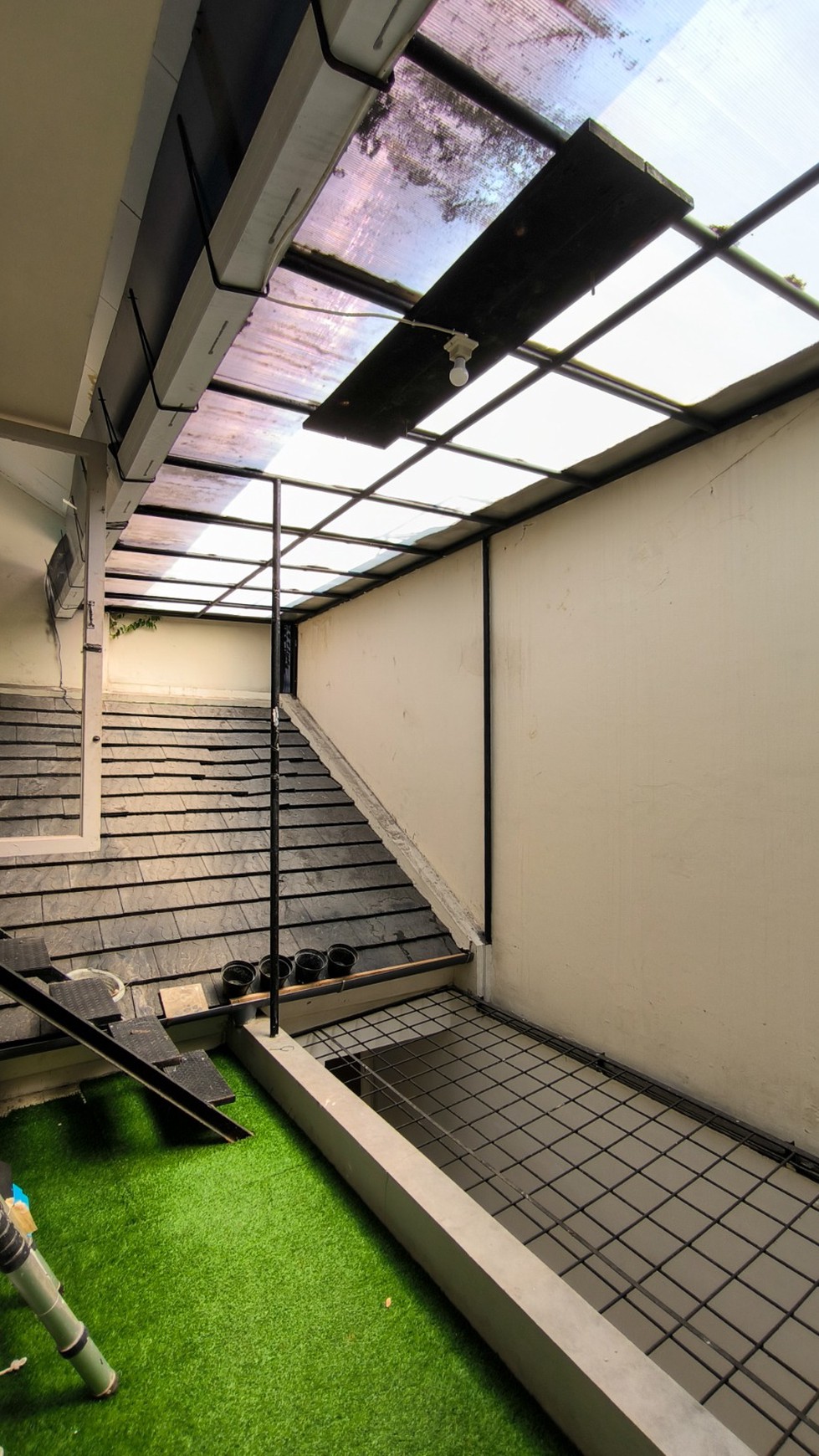 Rumah dalam cluster,securty 24 jam di Bintaro Jaya 9