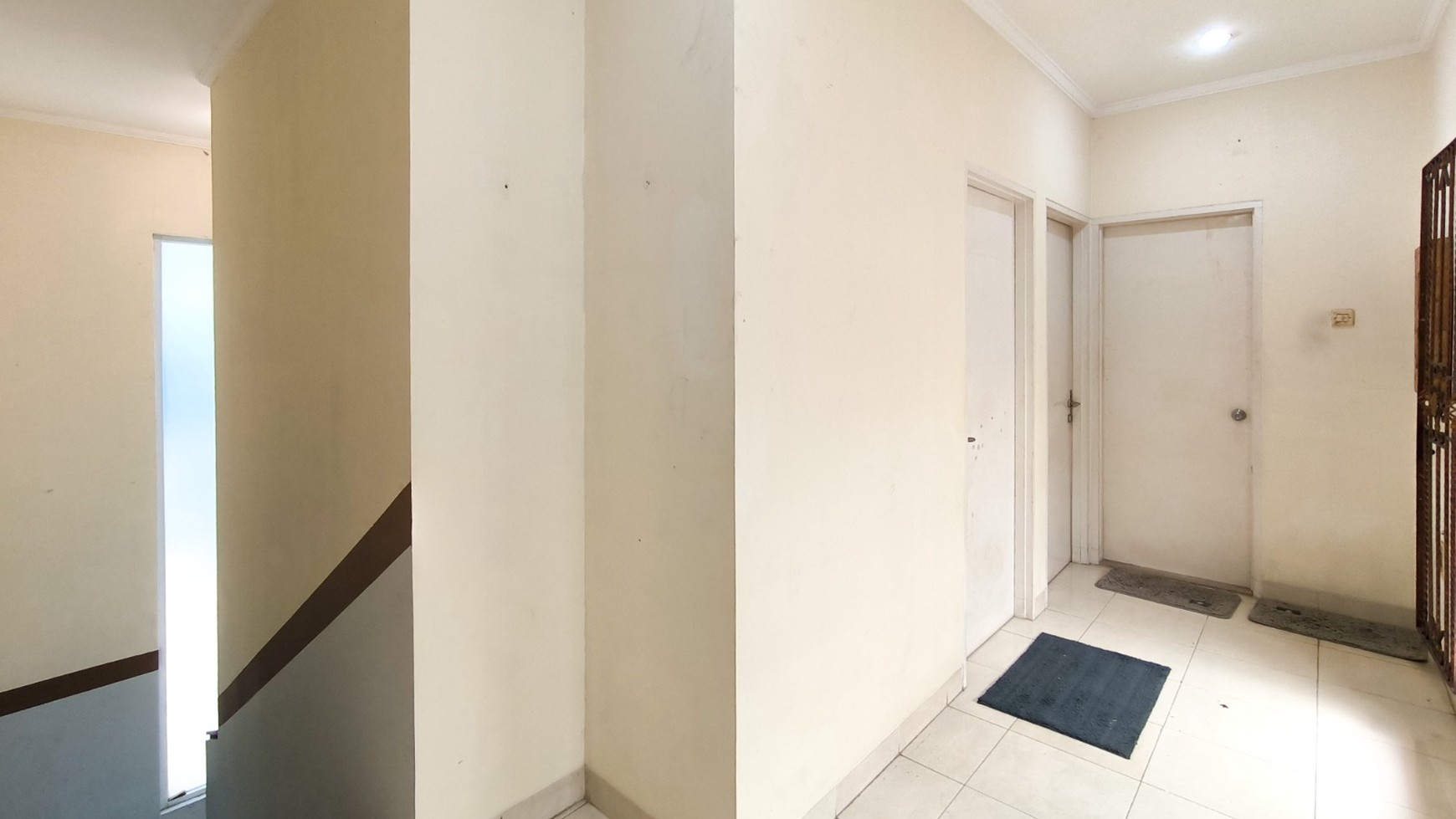 Rumah dalam cluster,securty 24 jam di Bintaro Jaya 9