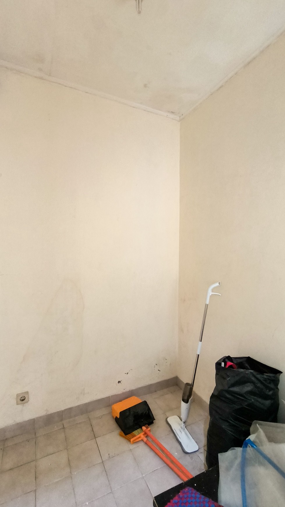 Rumah dalam cluster,securty 24 jam di Bintaro Jaya 9