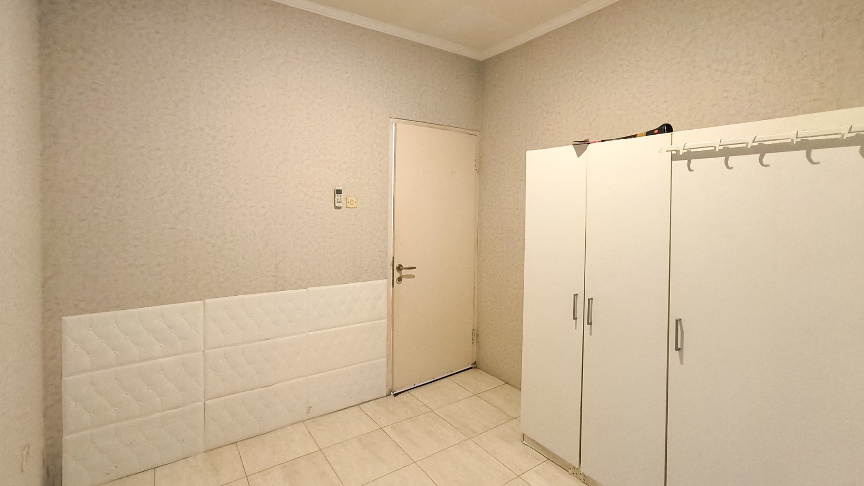 Rumah dalam cluster,securty 24 jam di Bintaro Jaya 9