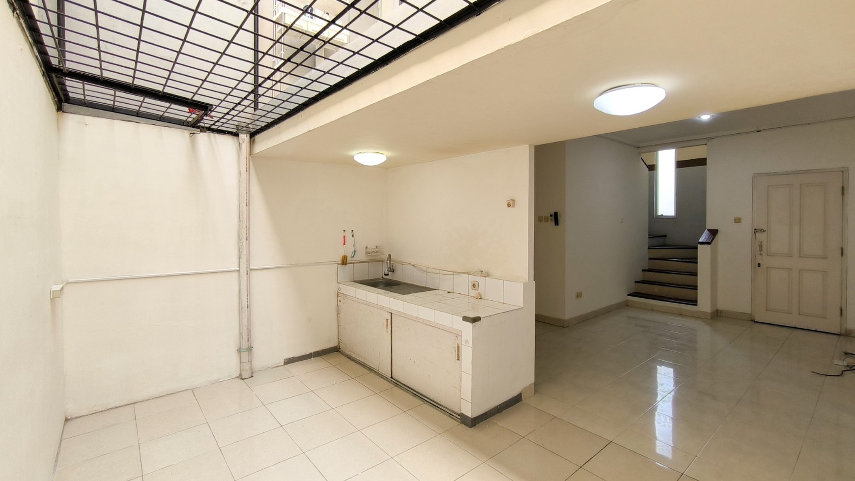 Rumah dalam cluster,securty 24 jam di Bintaro Jaya 9