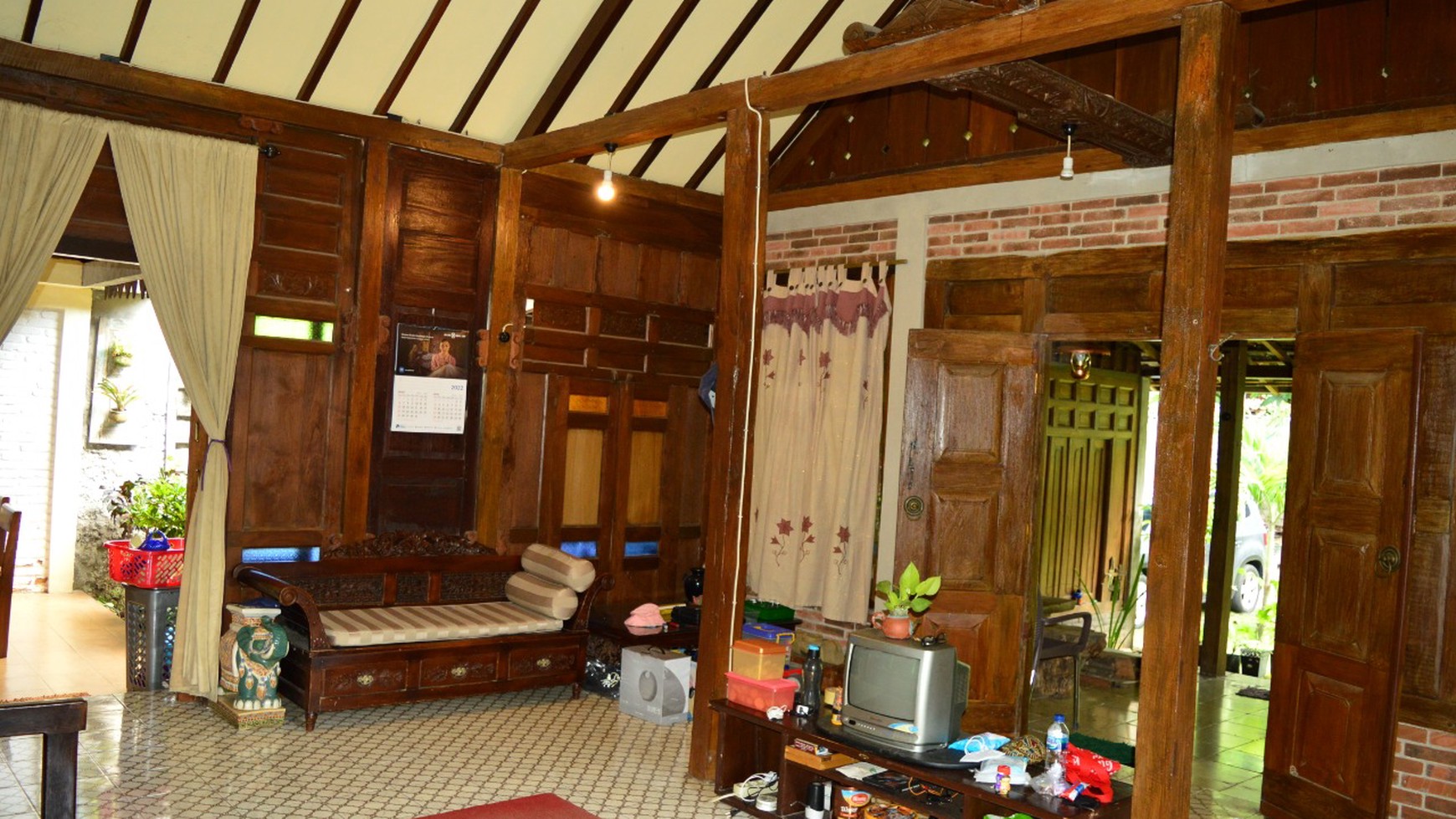 Rumah Furnish Klasik Bernuansa Jawa Didalam Desa Wisata Tembi Sewon Bantul