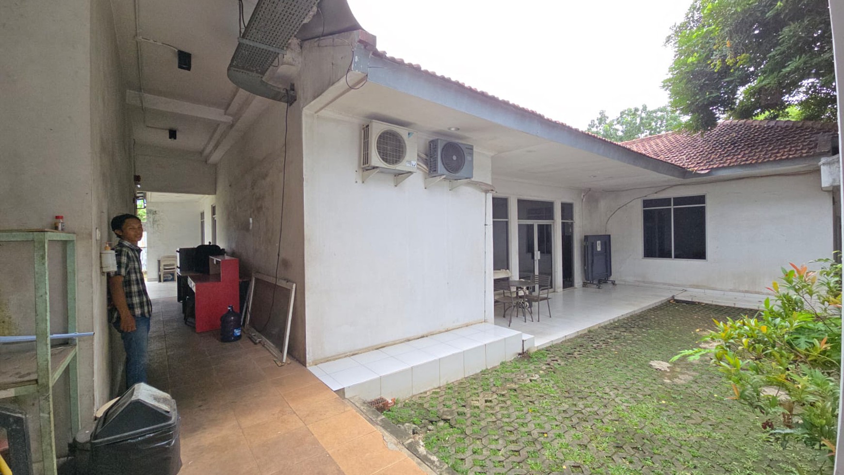 Rumah Hitung Kavling Pinggir Jalan Strategis di Ciputat Raya, Kebayoran Lama, Jakarta Selatan