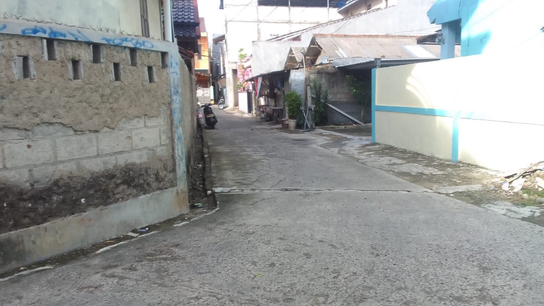 Rumah Hitung Tanah Area Cipete