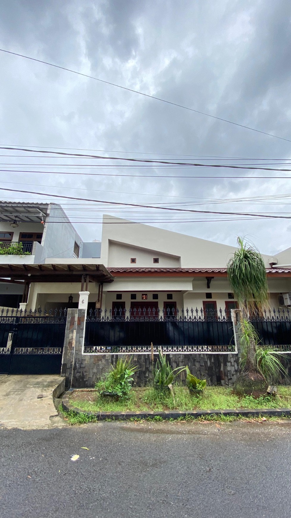 Rumah Hitung Tanah Area Cipete