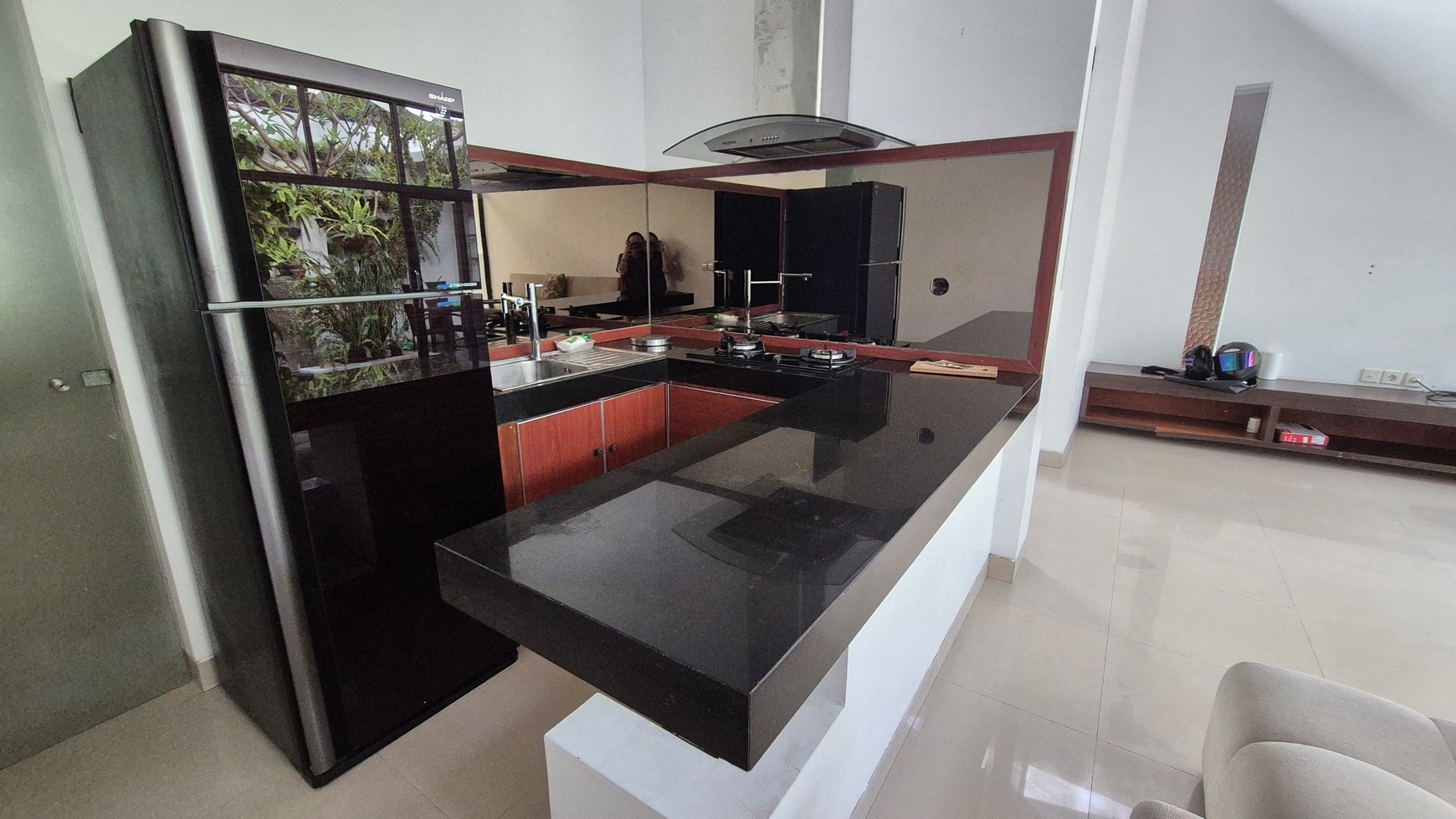 Rumah Hitung Tanah Area Cipete