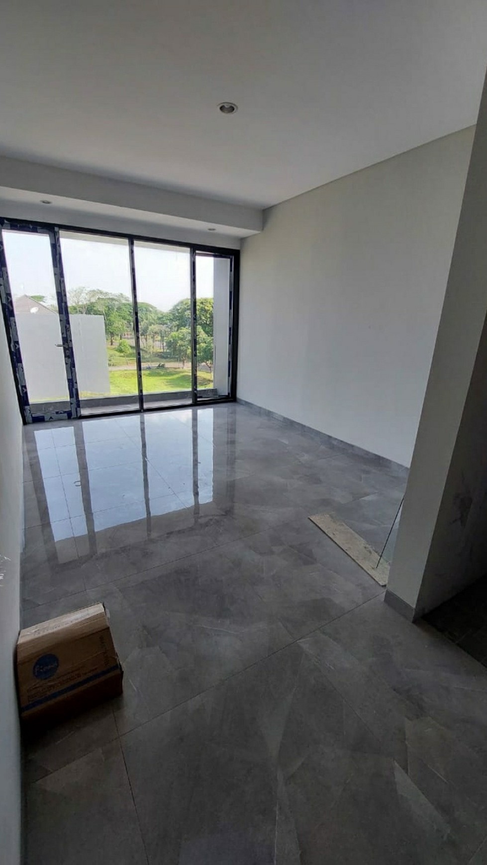 Dijual Rumah New Modern 3 Lantai *Bukit Golf Internasional Citraland* Hunian Golf area Citraland Surabaya Barat