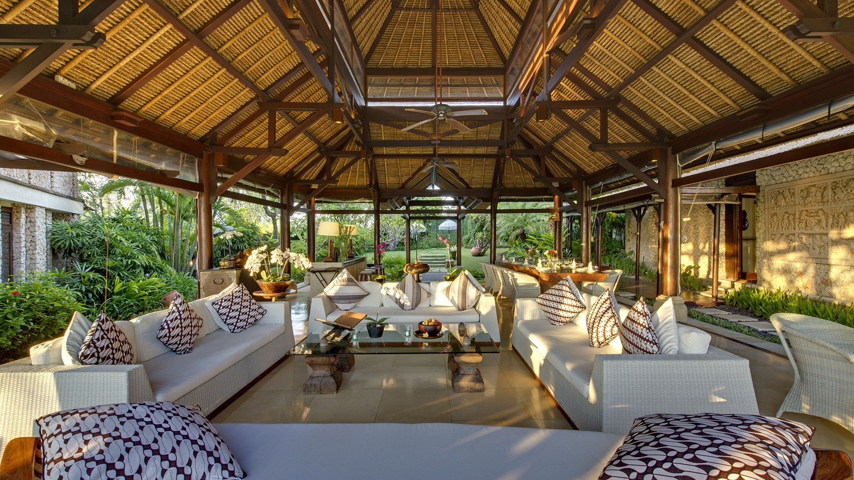 Prime Beachfront Estate of over 1 hectare presenting unique opportunity for redevelopment or lifestyle choice in Pererenan Canggu Bali