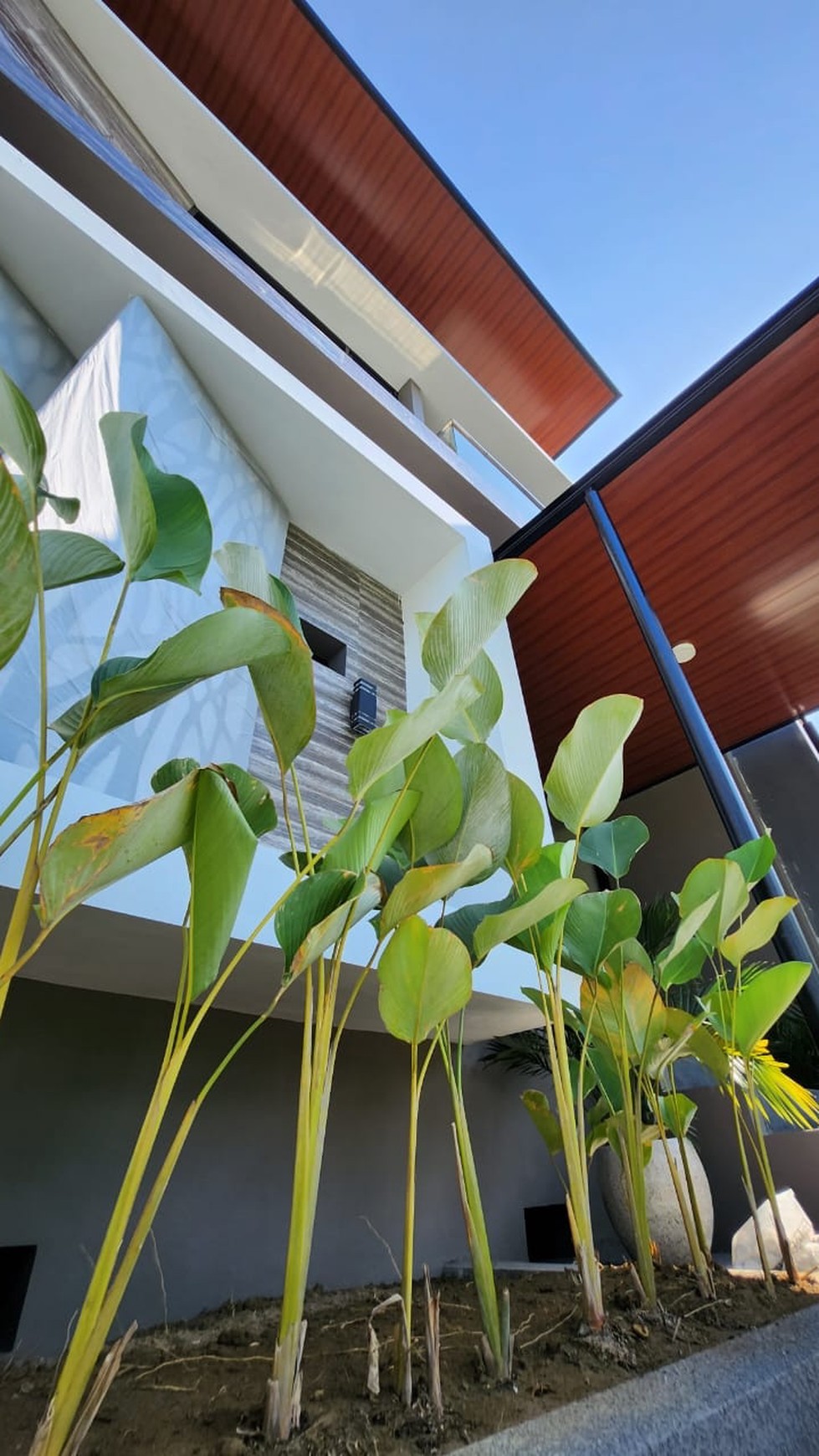 Dijual Rumah Baru PRIVATE Pool -Bukit Golf Internasional Citraland Surabaya Barat - New Modern Premium Luxury