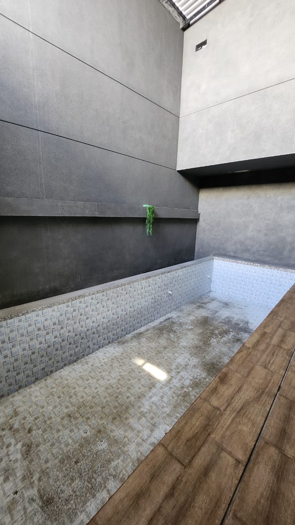 Dijual Rumah Baru PRIVATE Pool -Bukit Golf Internasional Citraland Surabaya Barat - New Modern Premium Luxury