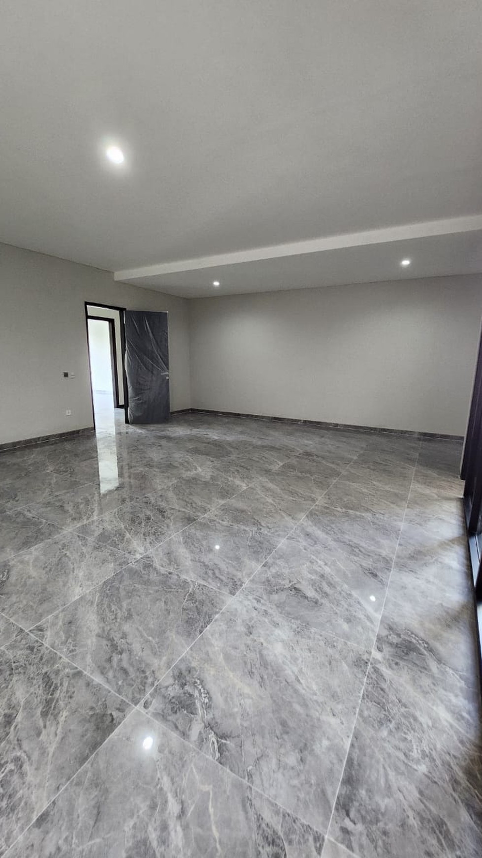 Dijual Rumah Baru PRIVATE Pool -Bukit Golf Internasional Citraland Surabaya Barat - New Modern Premium Luxury