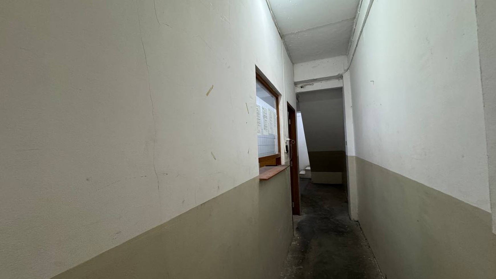 Lebak bulus ruko gandeng lebar 10 disewakkan dikontrakkan kantor ruang usaha