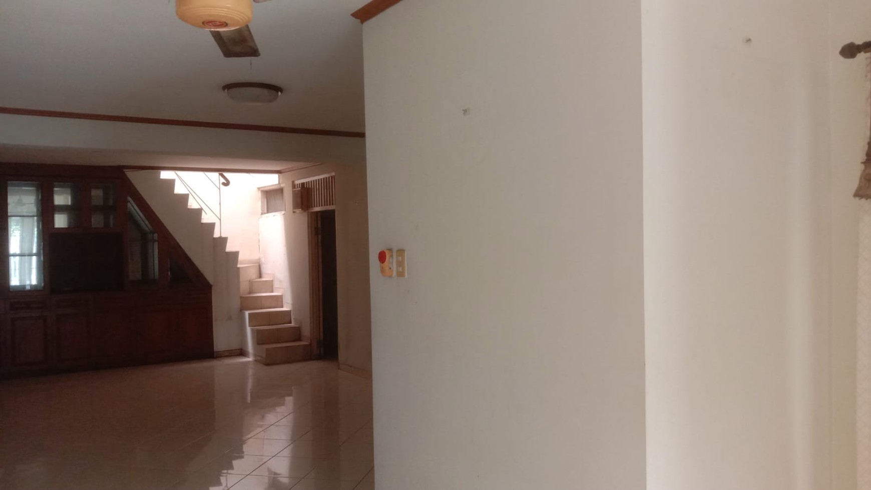 Rumah 2 lantai di Kepodang Bintaro Sektor 2