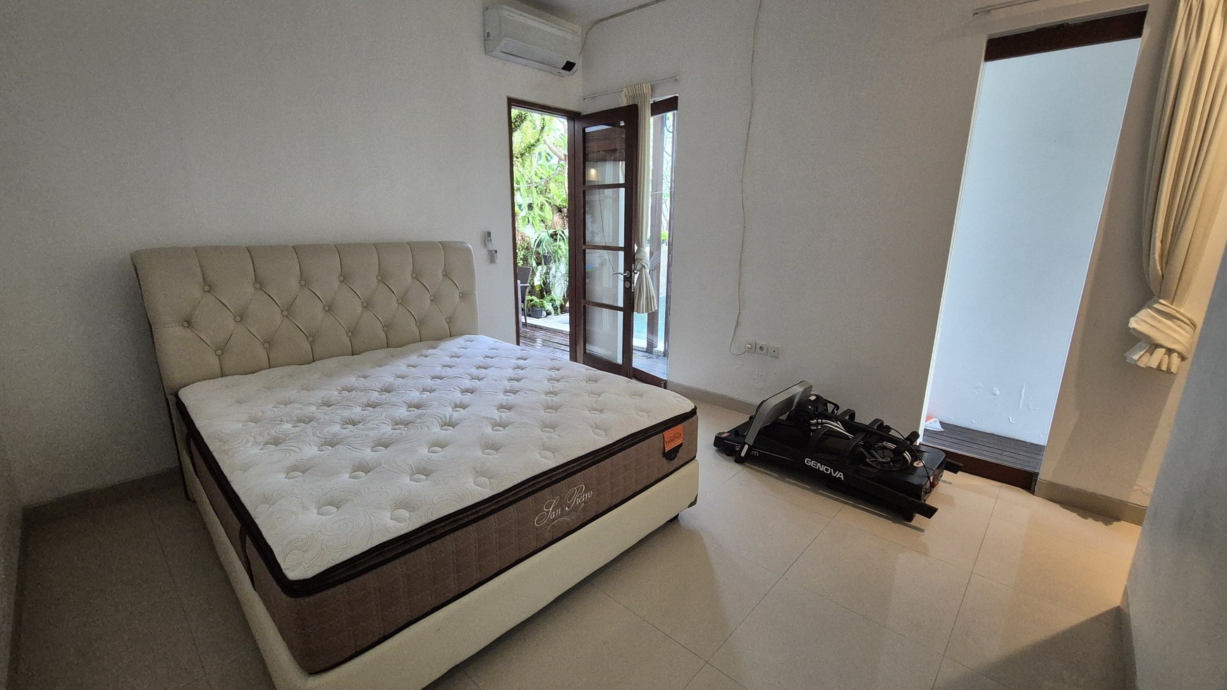 Cozy Home in Batubulan, Bali: Comfortable Long-Term Rental in a Peaceful Area