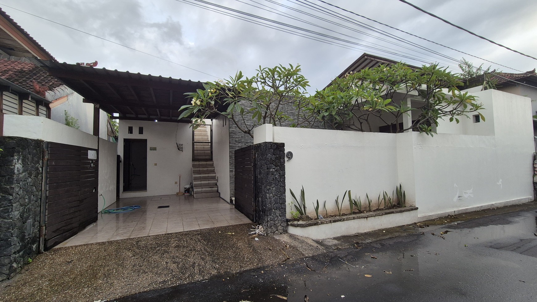 Cozy Home in Batubulan, Bali: Comfortable Long-Term Rental in a Peaceful Area